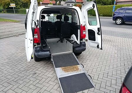 Citroën Berlingo Citroen 1.6 HDI Advance /Klima/CD/Rollstuhlumbau mit Rampe