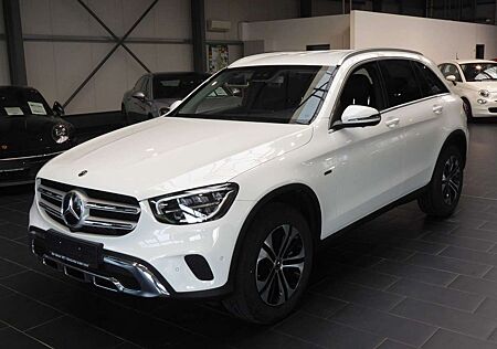 Mercedes-Benz GLC 300 e 4Matic 9G-TRONIC 8fach Navi AHK 1.Hand