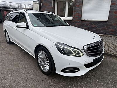 Mercedes-Benz E 350 BlueTec 4Matic,Auto,Navi,EGSD,LED