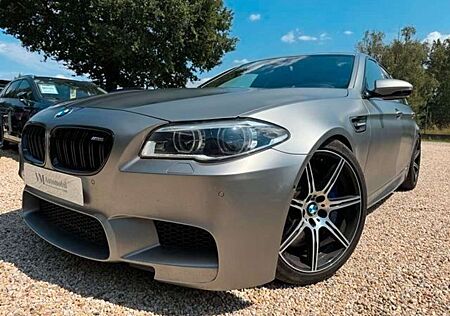 BMW M5 30 Jahre Edition-1 von 300 Leder*Pano*HeadUp