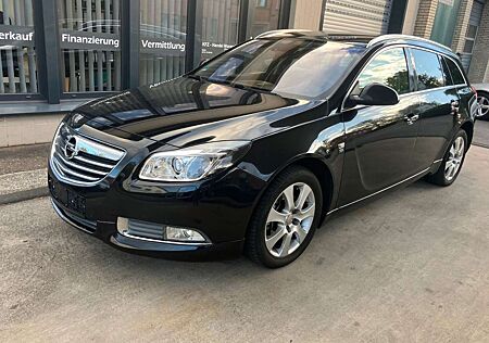 Opel Insignia A OPC Sports Tourer Innovation 4x4