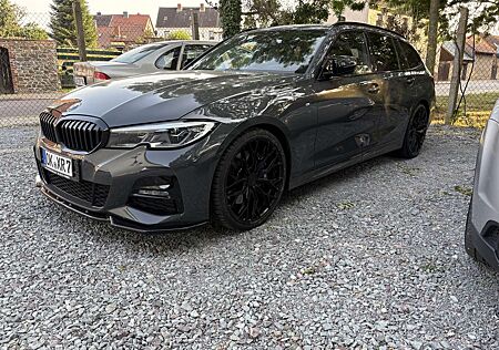BMW 330 i M Sport LASERLICHT HIFI SOUNDSYSTEM