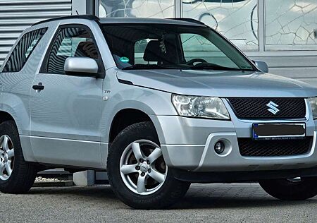 Suzuki Grand Vitara 1.6 Club 4X4 Shzg Klima AHK Kaum Ro