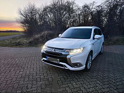 Mitsubishi Outlander Outlander 2.4 4WD Plug-In HybridSpirit Plus