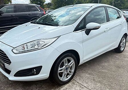 Ford Fiesta Titanium Start-Stop, Klima, PDC, SH, LED