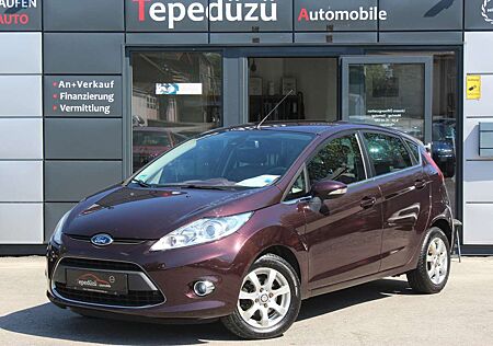 Ford Fiesta Titanium*KLIMAAUTOMATIK*SHZ*R-KAMERA*PDC*