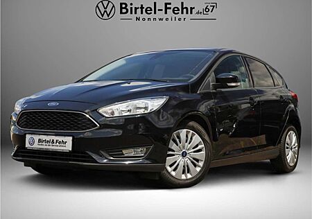 Ford Focus Business 1.0 EcoBoost LED Navi APP
