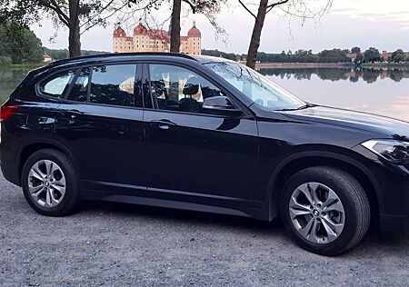 BMW X1 xDrive25e Advantage