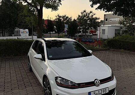 VW Golf GTI Volkswagen VII Performance 2.0 DSG | Pano | Rückfahrkamera