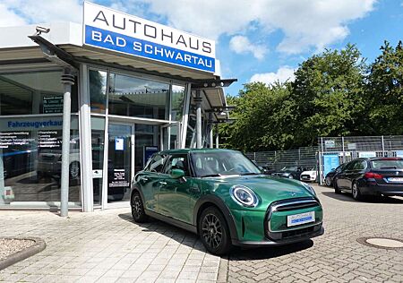 Mini ONE 5 trg. Classic Trim Aut., Navi, LED, AppleCP