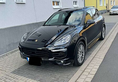 Porsche Cayenne S Diesel Tiptronic GTS SPORT Design und chrono