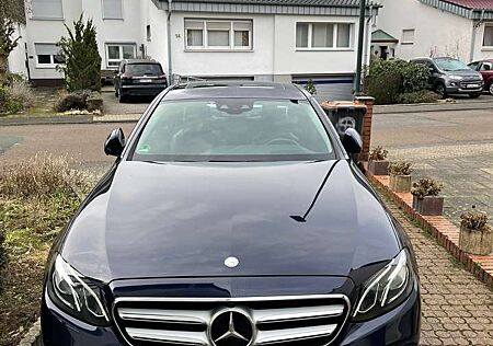 Mercedes-Benz E 350 BlueTEC 9G-TRONIC