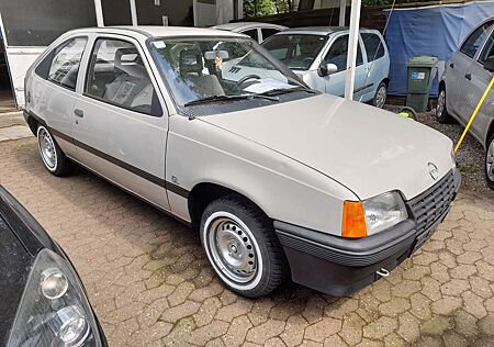 Opel Kadett E 1,3 S GL Tüv Neu Oldtimer AUTOMATIK