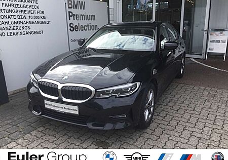 BMW 320 I A Navi Digitales Cockpit LED 3-Zonen-Klimaautom.