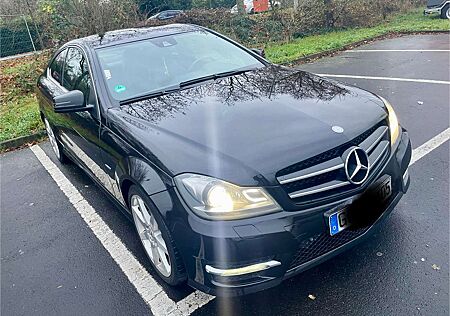 Mercedes-Benz C 220 AMG Style