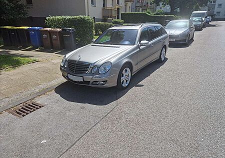 Mercedes-Benz E 320 T CDI 4Matic Automatik Avantgarde DPF