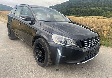 Volvo XC 60 XC60 D5 AWD Momentum Xenon