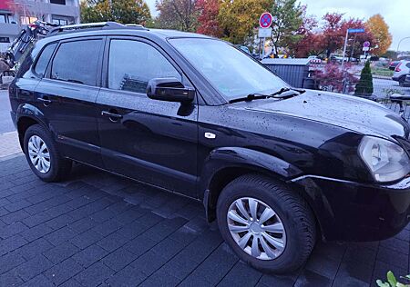 Hyundai Tucson gebraucht kaufen Hyundai Tucson 2.0 4WD GLS