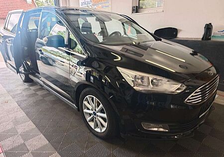 Ford Grand C-Max Titanium