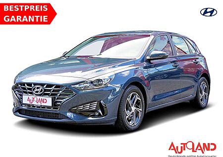 Hyundai i30 1.5 Mild-Hybrid DCT Navi Tempomat Spurhalte