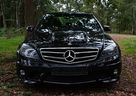 Mercedes-Benz C 63 AMG 7G-TRONIC