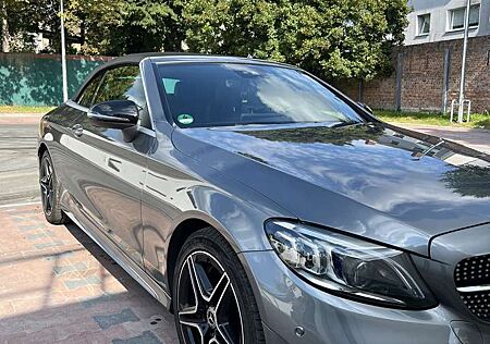Mercedes-Benz C 300 Cabrio 9G-TRONIC AMG Line