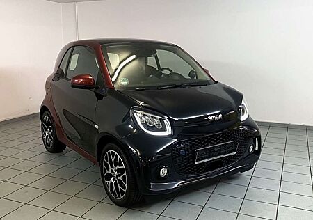 Smart ForTwo EQ Voll mit 22 KW Schnelllader