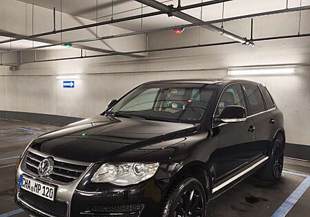 VW Touareg Volkswagen 3.0 V6 TDI DPF Aut.