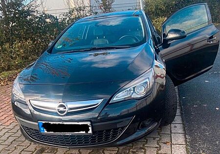 Opel Astra 1.6 gtc