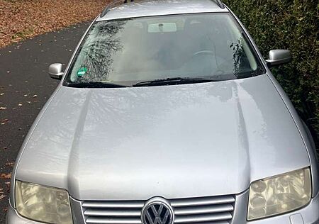 VW Bora Volkswagen Variant 2.0