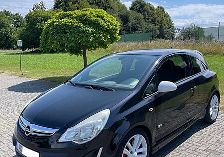 Opel Corsa 1.6 Turbo GSI