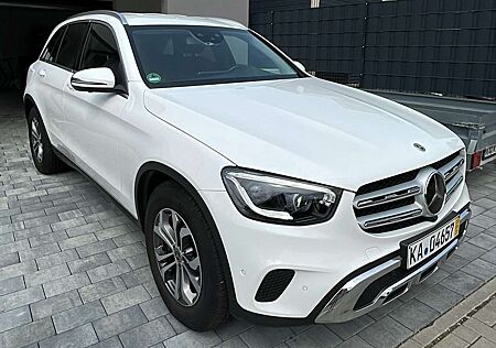 Mercedes-Benz GLC 220 d 4Matic 9G-TRONIC