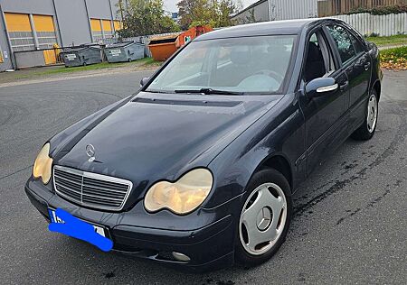 Mercedes-Benz C 240 C-Klasse+Classic