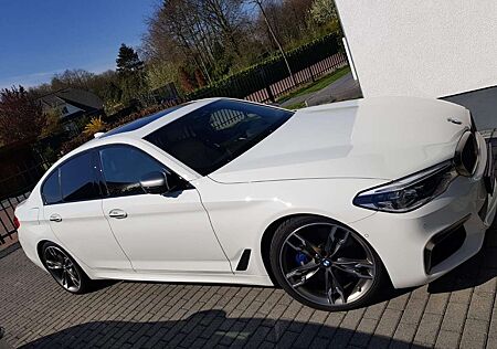 BMW 550 M550i xDrive Limousine