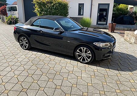 BMW 225d 225 Cabrio Sport-Aut. Sport Line