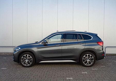 BMW X1 sDrive20i xLine Steptronic , Panorama, Navi
