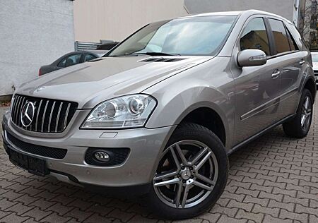 Mercedes-Benz ML 350 4MATIC Leder Navi Pdc Schiebedach AHK