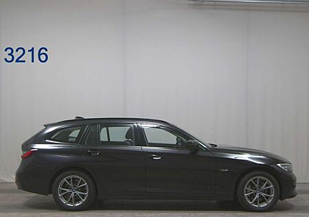BMW 330 e Touring Sport Line AHK LED Leder LC Pro LM