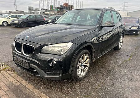 BMW X1 18 d sDrive Motorschade