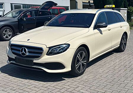 Mercedes-Benz E 220 d T Avantgarde Widesc*Tot*Multib*Ambiente