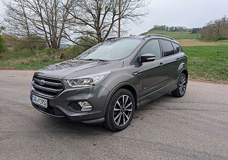 Ford Kuga 2,0 TDCi 4x4 110kW ST-Line PowerShift