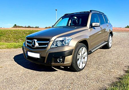 Mercedes-Benz GLK 350 4Matic*NAVI*Bluetooth*20-Zoll*PANO*AHK*4x4