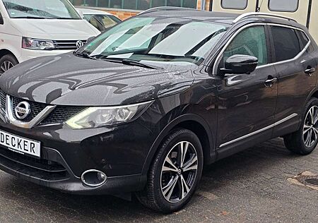 Nissan Qashqai Tekna 1.6l 163PS KAM LED 1HAND SHZ NAVI PANO 18"