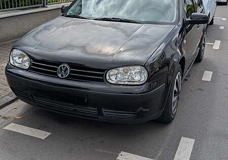 VW Golf Volkswagen 1.6