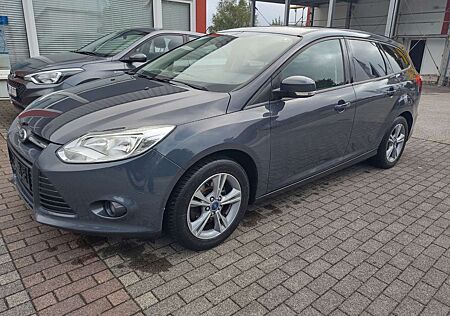 Ford Focus Turnier Sync Edition