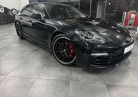 Porsche Panamera Sport Turismo GTS