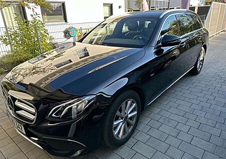 Mercedes-Benz E 220 d 4Matic T 9G-TRONIC Sportstyle Edition