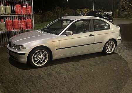 BMW 316 i mit Neue Tüv