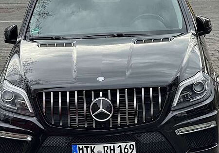 Mercedes-Benz GL 350 BlueTEC 4Matic 7G-TRONIC AMG
