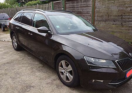 Skoda Superb Ambition